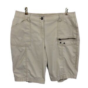 Chico's Cargo Shorts Size 2 (12) Large Tan Casual Shorts